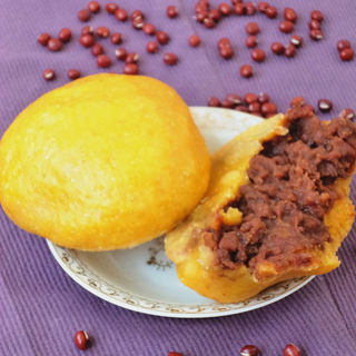 玉米面豆沙包