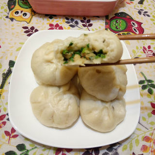 三鲜馅发面包子