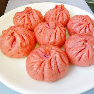 芹菜肉包子