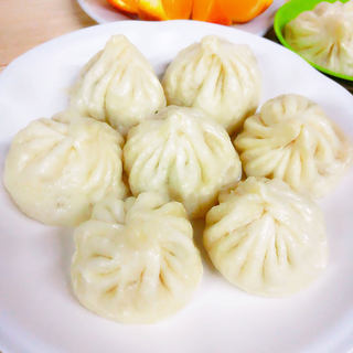 发面小笼包