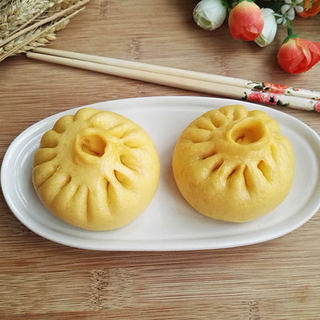 胡萝卜面西葫芦鸡蛋包子