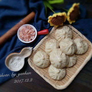 磷虾芹菜包