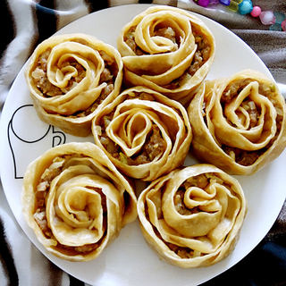 创意面食――玫瑰包