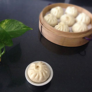 笋干肉包