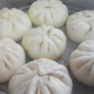 茴香鸡蛋包子