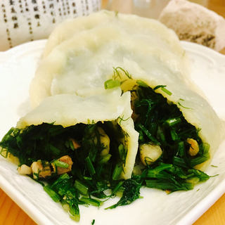 茴香烫面包子