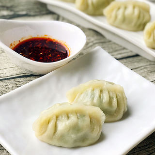 荠菜烫面包子