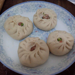 肉包子