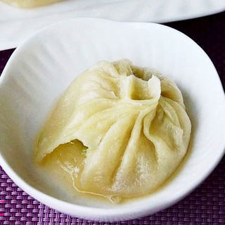 灌汤小笼包