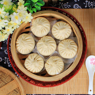 中点传奇—香菇青菜包