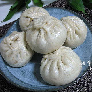 海带肉丁包子