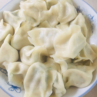 五花肉韭菜水饺