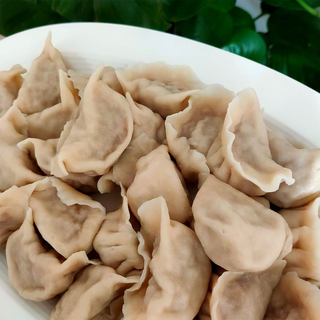 猪肉酸菜馅儿饺子