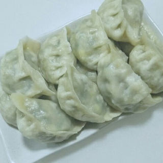 白萝卜韭菜馅蒸饺