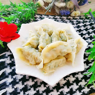 猪肉韭菜馅饺子