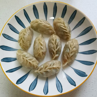 荠菜蒸饺