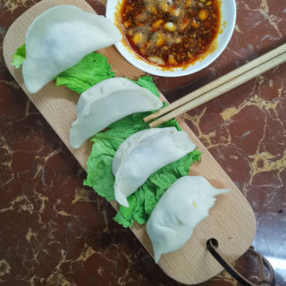 猪肉酸菜饺子