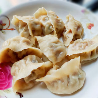 猪肉胡萝卜杏鲍菇蒸饺