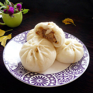 茄丁大肉包