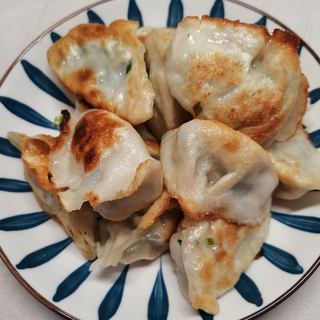 煎饺子