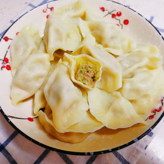 鸳鸯芹菜馅饺子
