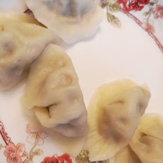 牛肉大葱灌汤水饺