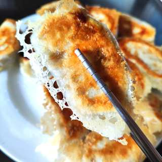 大葱牛肉雪花水煎饺