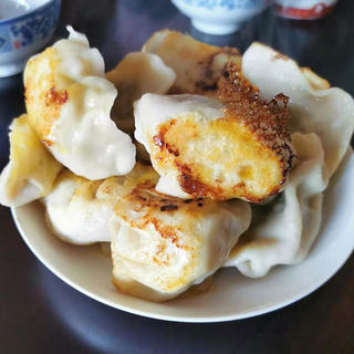 羊肉胡萝卜水煎饺