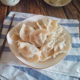 猪肉芹菜馅饺子