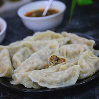 莲藕玉米芹菜肉饺子
