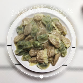 猪肉鸡肉萝卜水饺