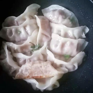 白萝卜猪肉煎饺