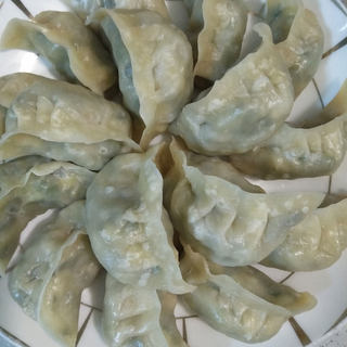 虾仁五色馅蒸饺