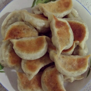 黄瓜虾仁鸡蛋煎饺