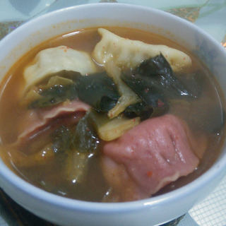酸辣汤牛肉饺子