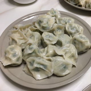 鲜掉舌头的三鲜水饺