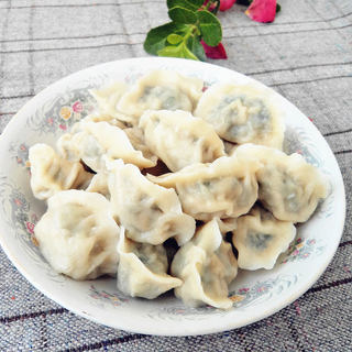 韭菜西葫芦猪肉馅水饺