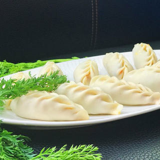 胡萝卜鲜肉饺