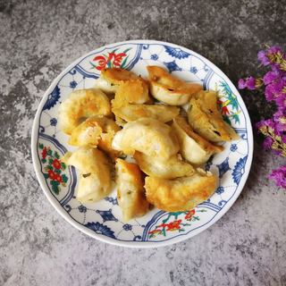香椿豆干粉条煎饺