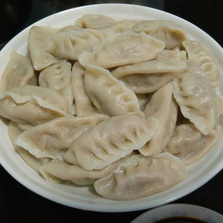 猪肉酸菜饺子