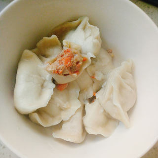 酸萝卜鸡肉馅儿饺子