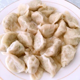 荸荠圆白菜馅儿饺子