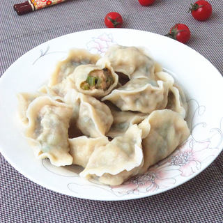 芹菜木耳猪肉馅水饺
