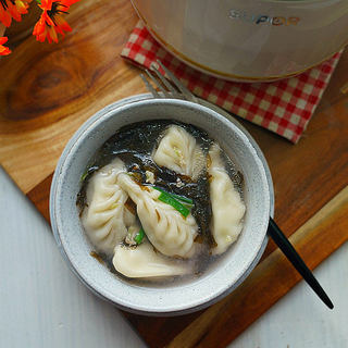 银鱼鲜肉汤饺