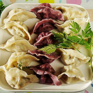 小叶山芹菜猪肉馅水饺