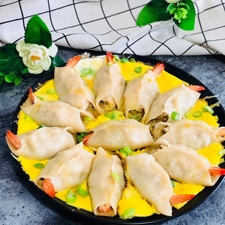 #花样美食#—虾仁蛋包饺