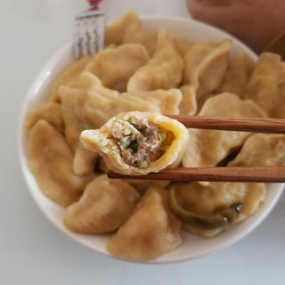 “ 妈妈的味道 ”胡萝卜槐花饺子