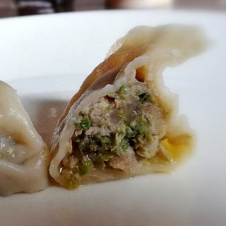 槐花猪肉饺子