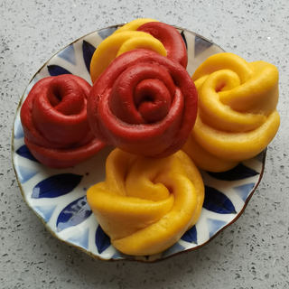 彩色花卷