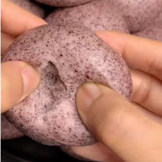黑米馒头